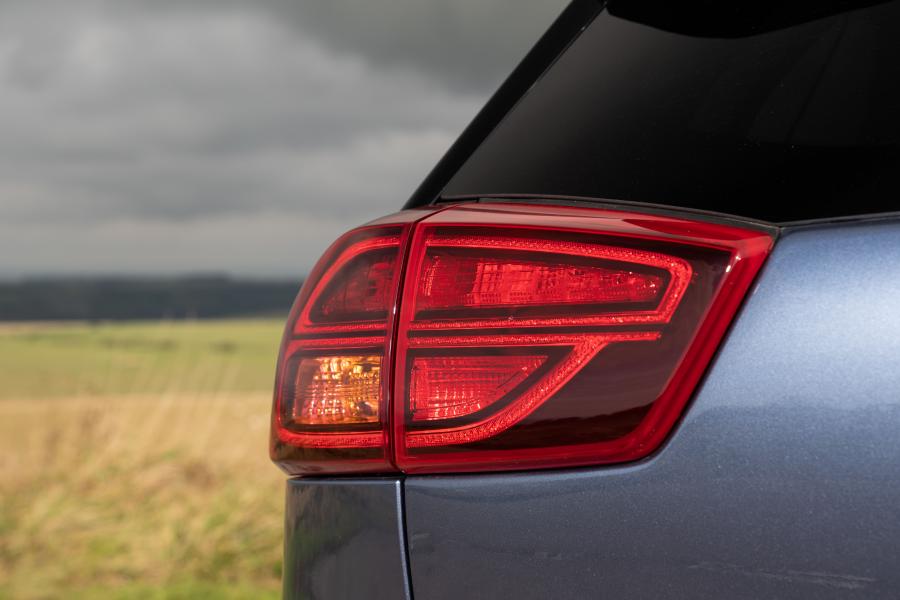 Детали экстерьера Kia Niro Plug-In Hybrid (DE) 2019 года  (UK) (фото 17 из 40)